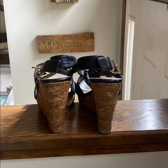 Jessica Simpson black wedge heel - Picture 3 of 3